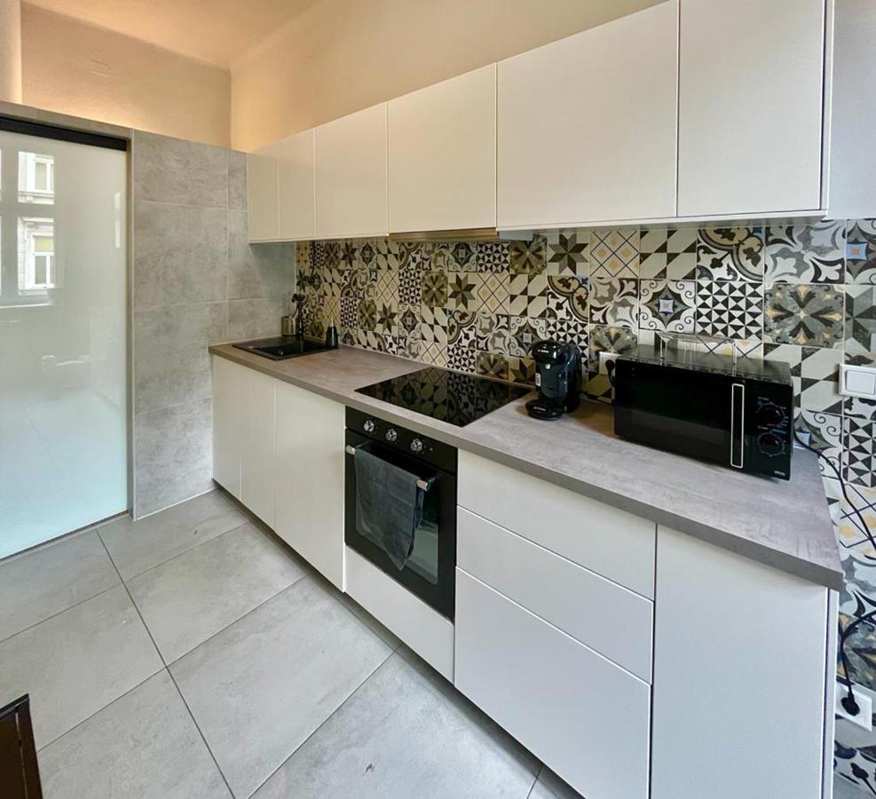 Beautiful City Centre Apartment Wien Exteriör bild