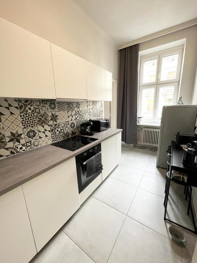 Beautiful City Centre Apartment Wien Exteriör bild