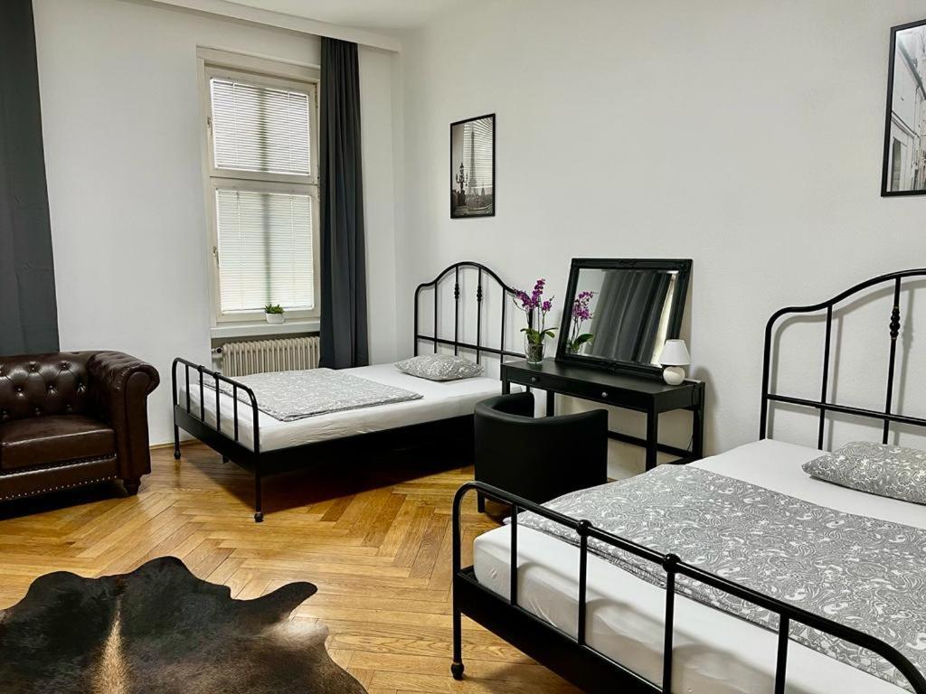 Beautiful City Centre Apartment Wien Exteriör bild
